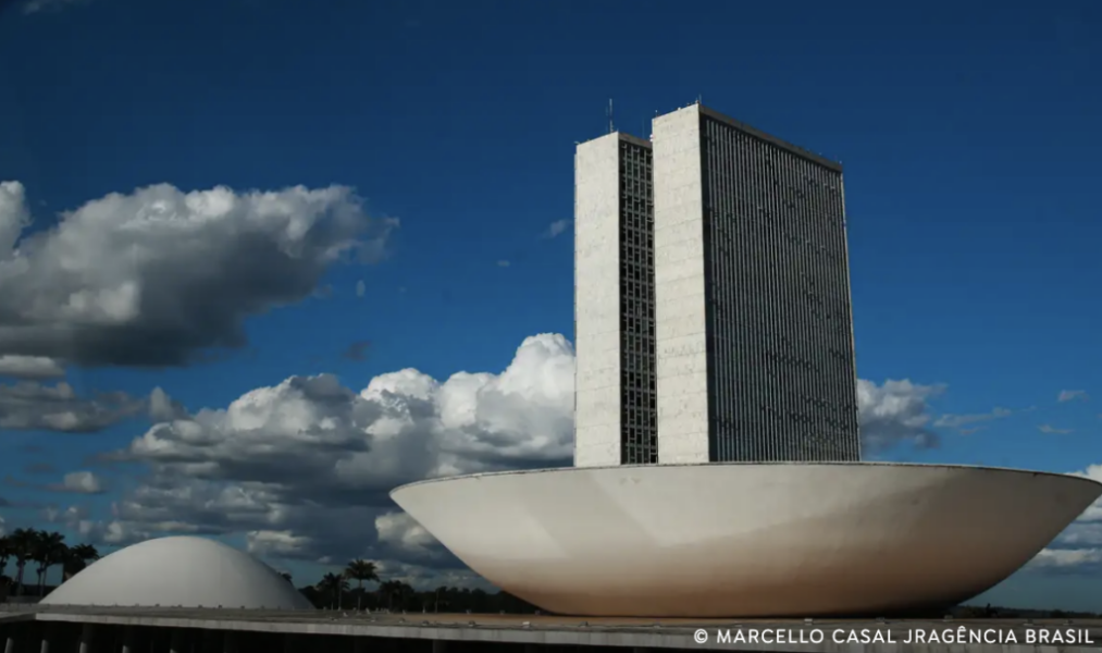 Rumo a outro legislativo em 2026? [1]